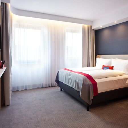 Holiday Inn Express - Saarbruecken By Ihg Екстериор снимка