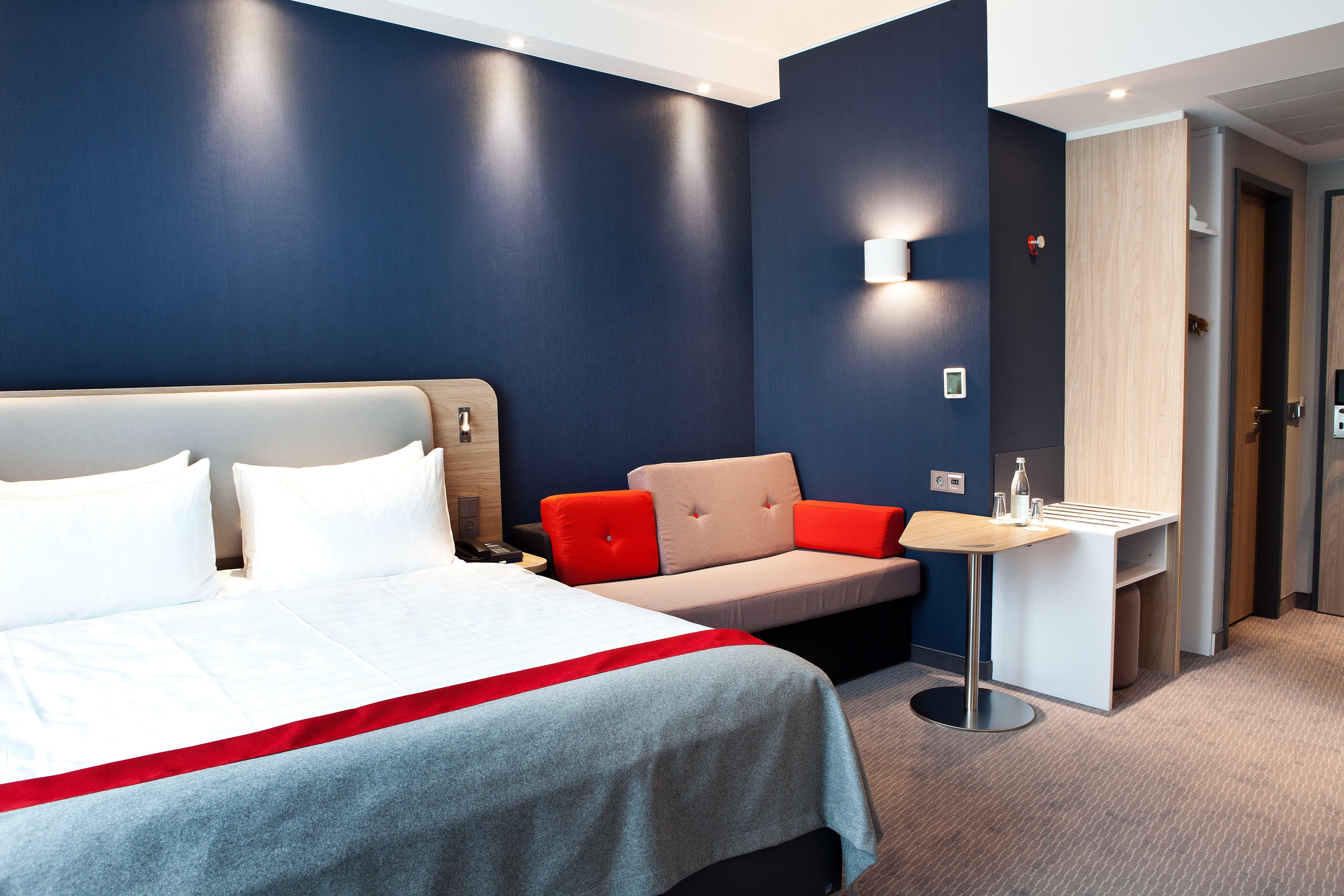 Holiday Inn Express - Saarbruecken By Ihg Екстериор снимка