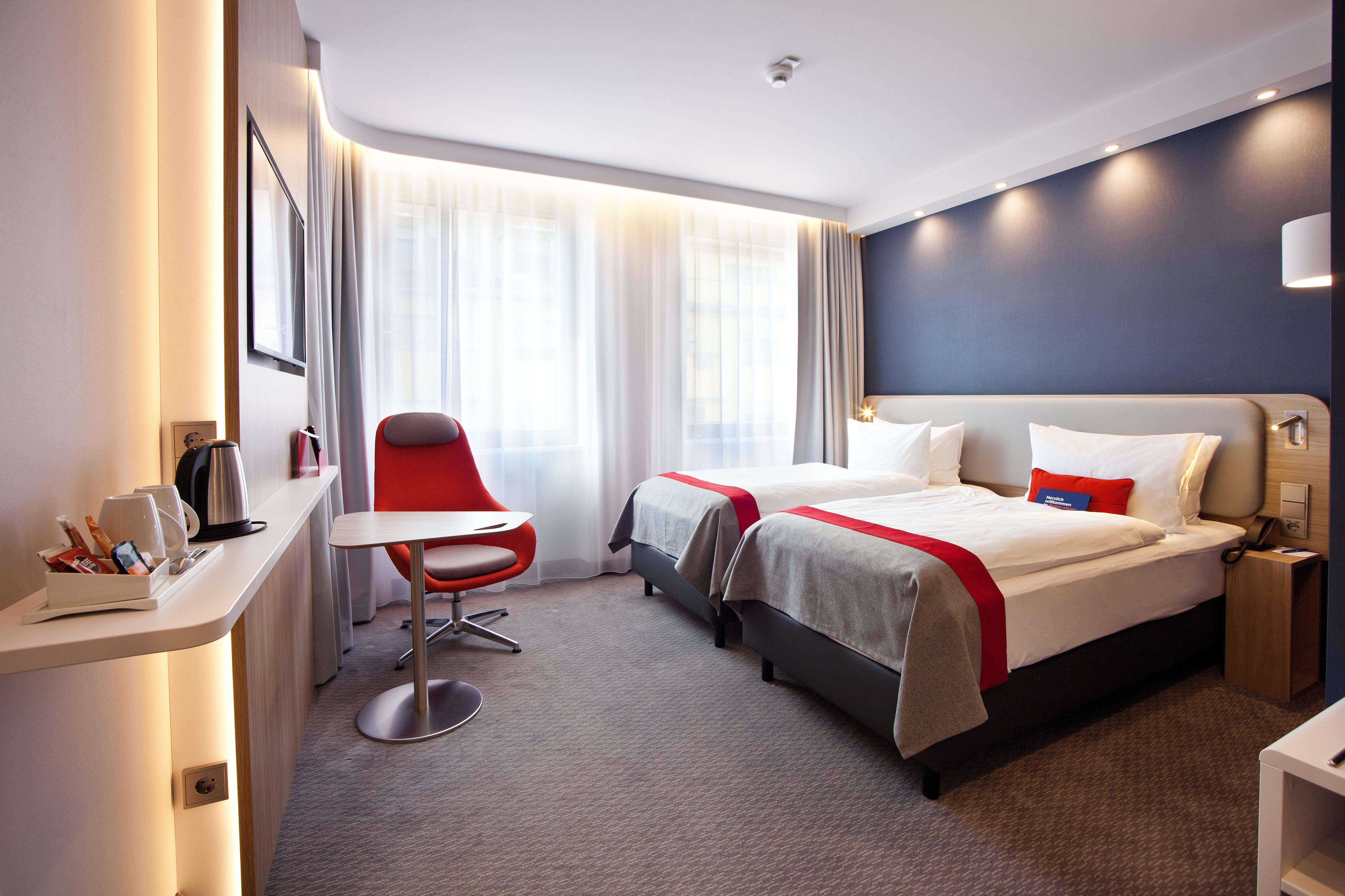Holiday Inn Express - Saarbruecken By Ihg Екстериор снимка
