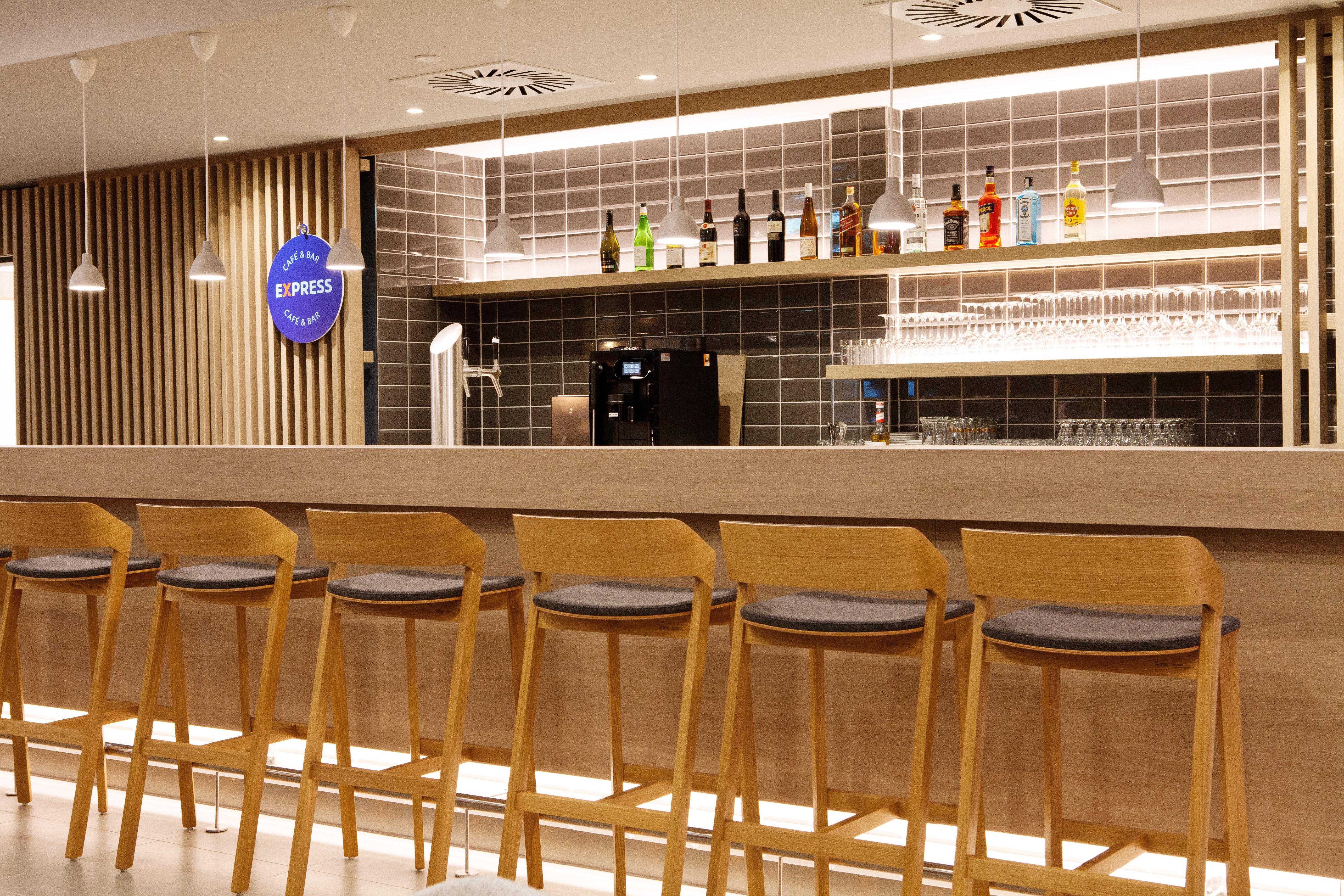 Holiday Inn Express - Saarbruecken By Ihg Екстериор снимка