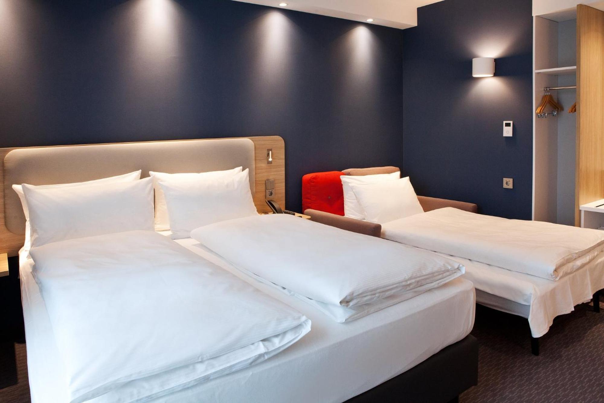 Holiday Inn Express - Saarbruecken By Ihg Екстериор снимка